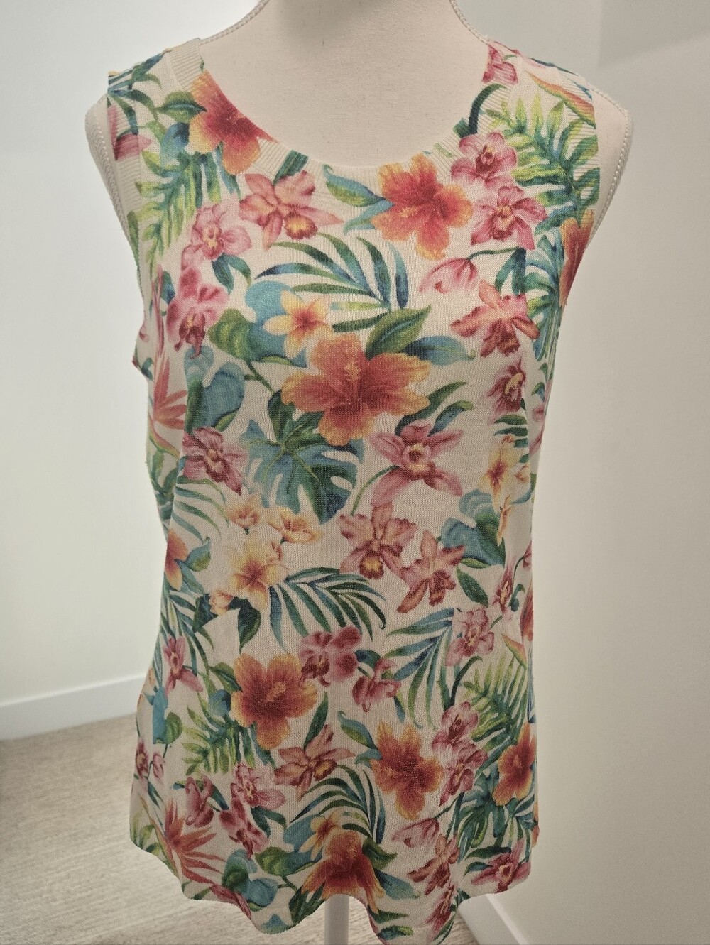 Tommy Bahama Linen Blend Sleeveless Top with Multicolor Tropical Floral Print